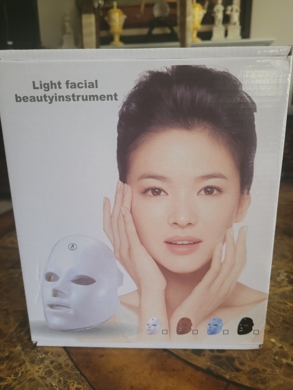 Light Facial Beauty Instrument Mask - White
